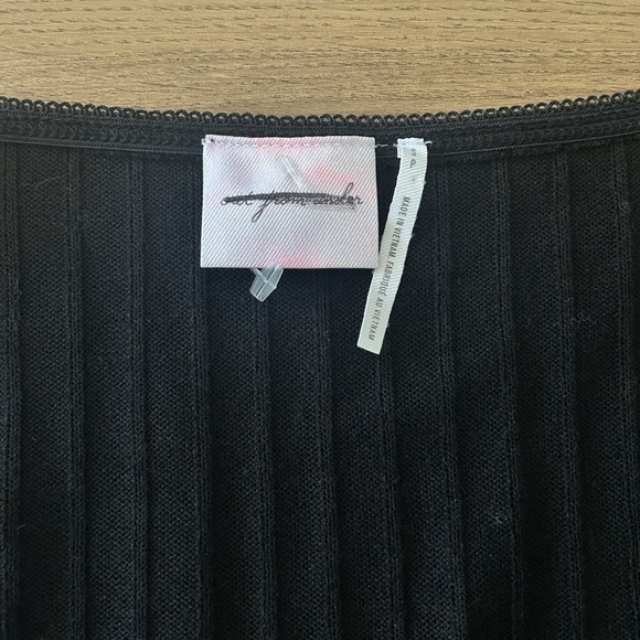 Out From Under,Urban Outfitters Black Ribbed Wrap Crop Top - Size: Small- NWOT - Picture 4 of 7